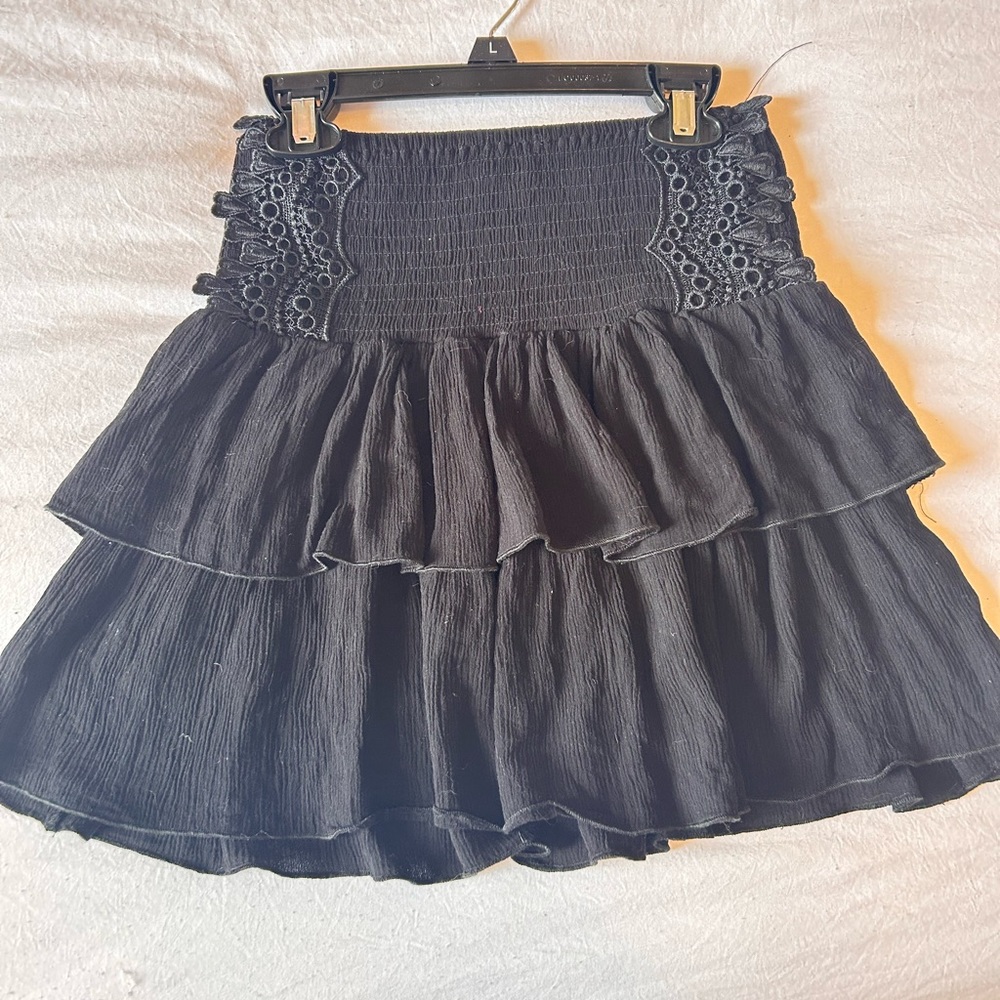 Forever 21 black skirt